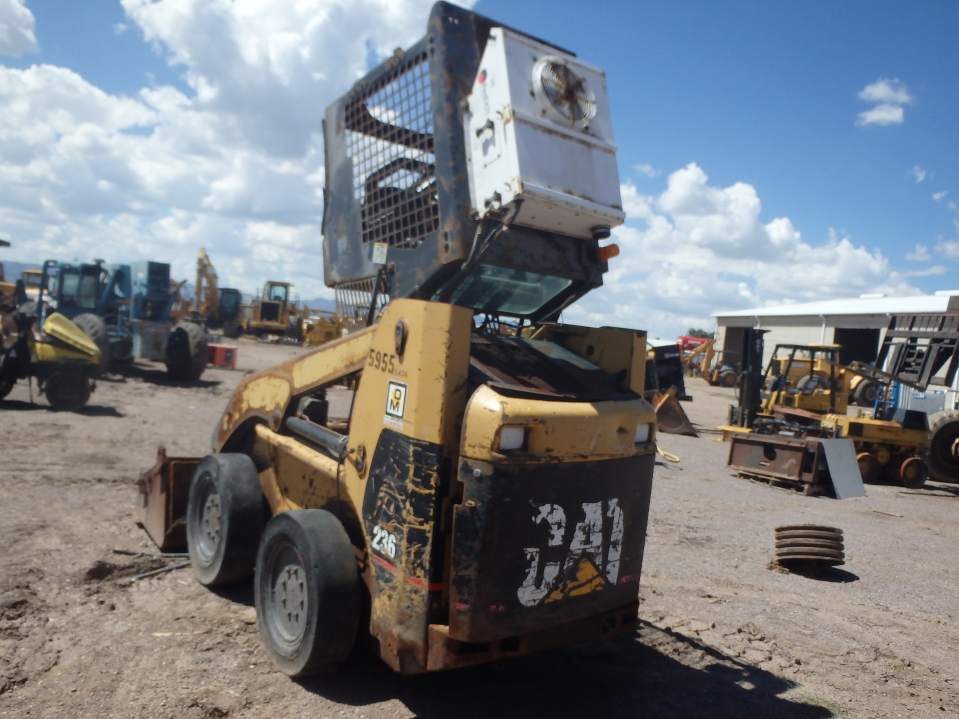 ./imagenes/INVOICE/2019/10836/CATERPILLAR 236 (35).JPG